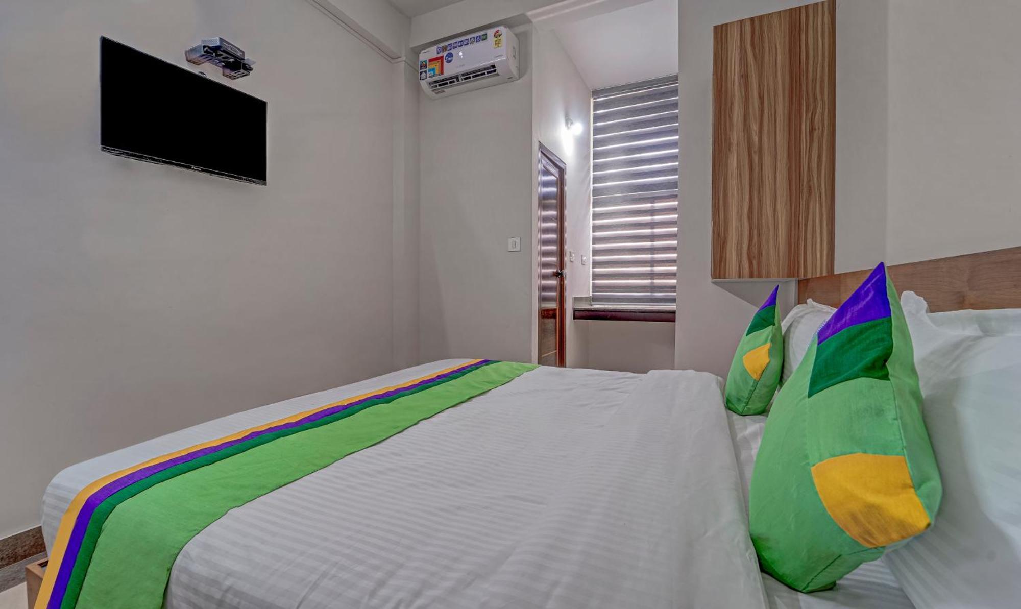 Treebo Regalia Inn Civil Station กัลปัตตา ภายนอก รูปภาพ