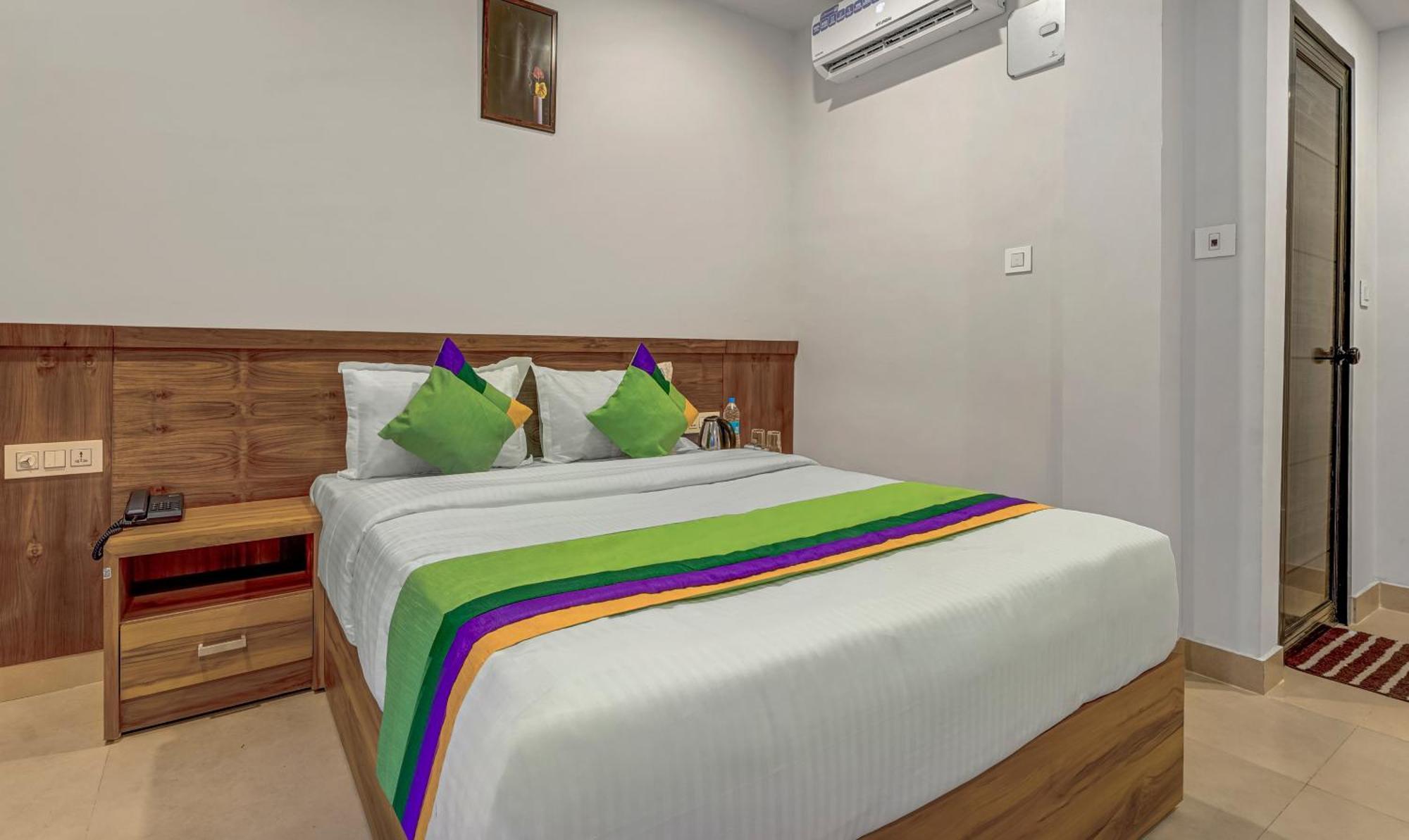 Treebo Regalia Inn Civil Station กัลปัตตา ภายนอก รูปภาพ