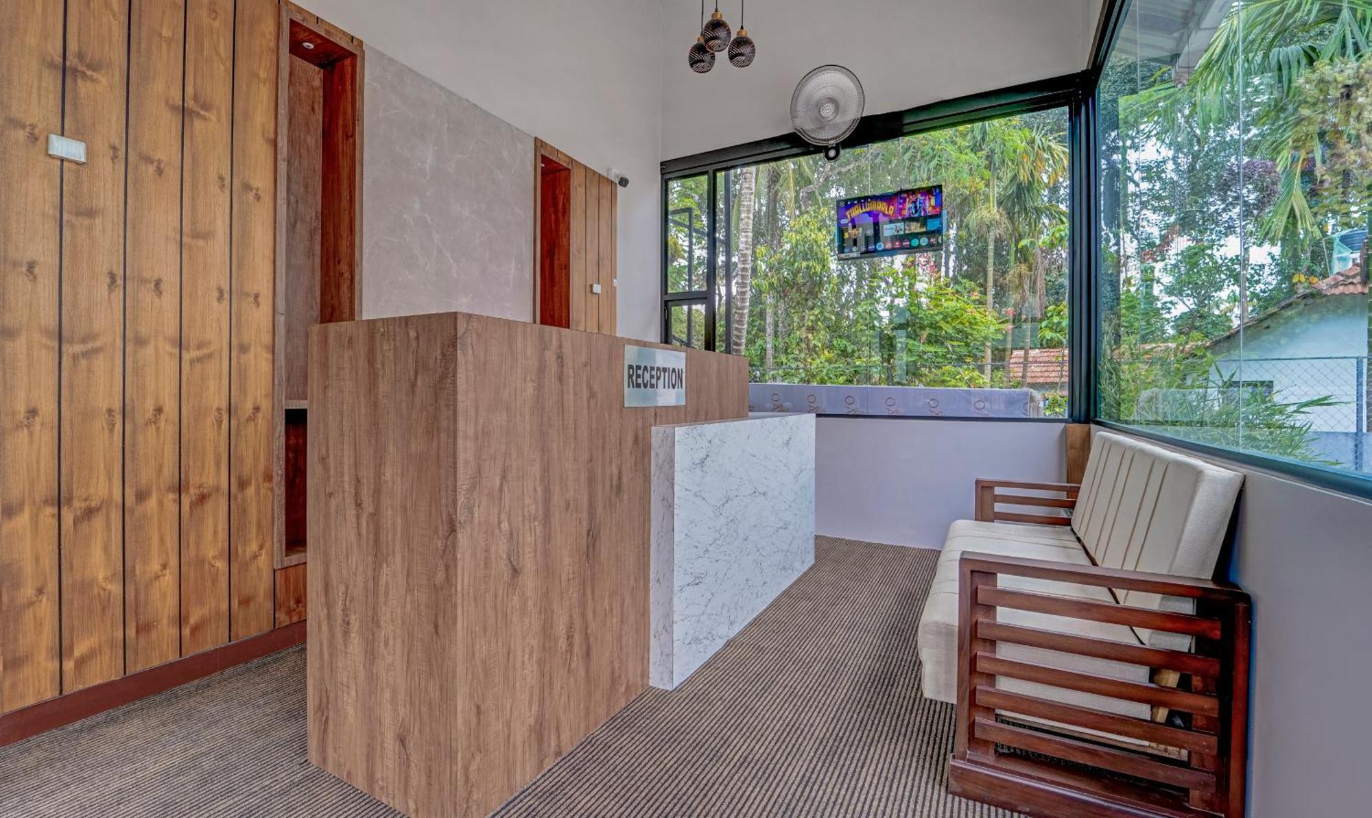 Treebo Regalia Inn Civil Station กัลปัตตา ภายนอก รูปภาพ