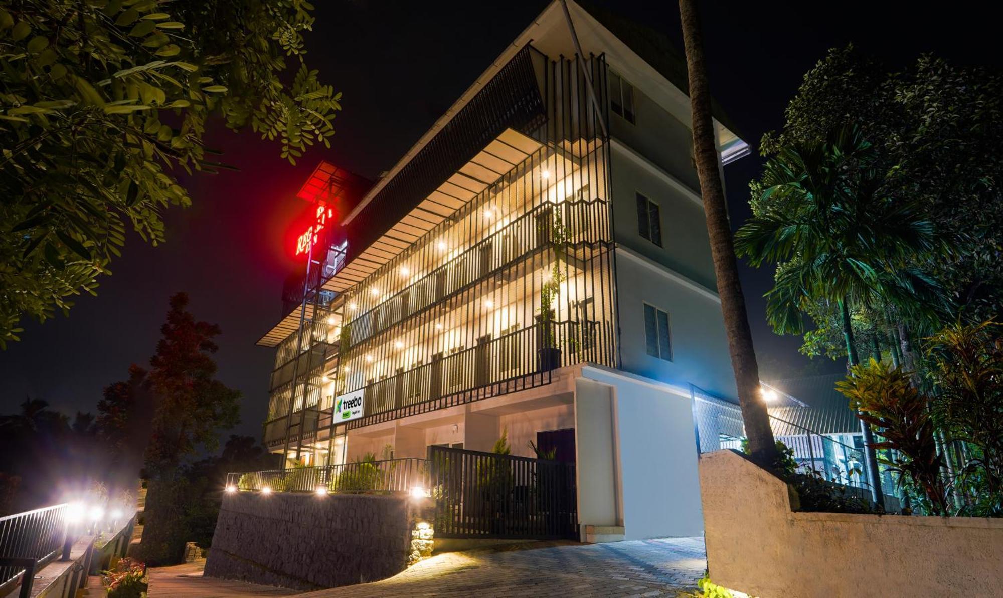 Treebo Regalia Inn Civil Station กัลปัตตา ภายนอก รูปภาพ